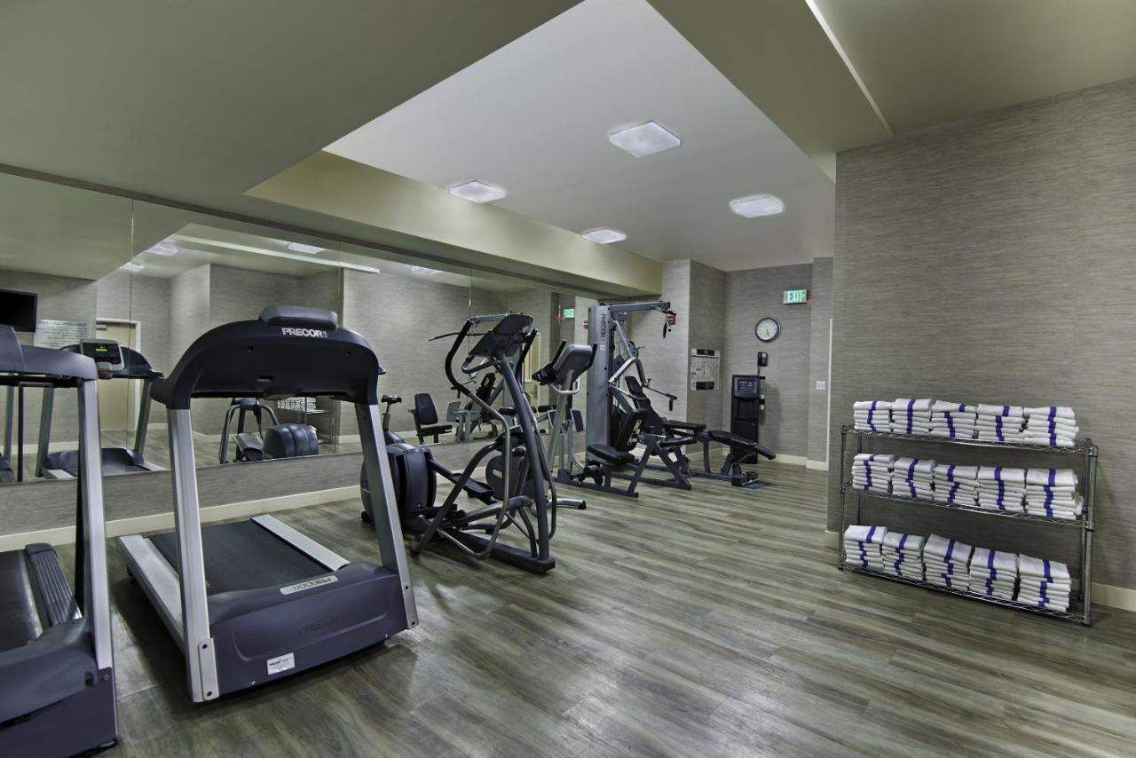 Oxford Suites Silverdale Eksteriør bilde